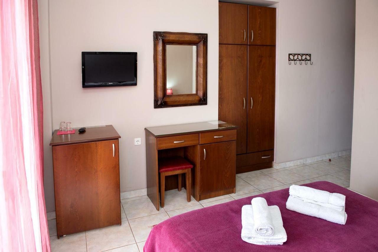 Hotel Philippion Káto Loutrákion المظهر الخارجي الصورة